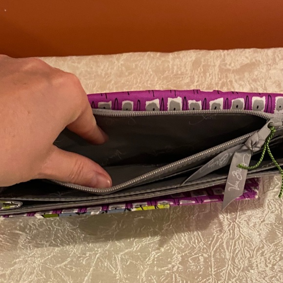 Vera Bradley Quilted Fabric Wallet EUC - Picture 4 of 8
